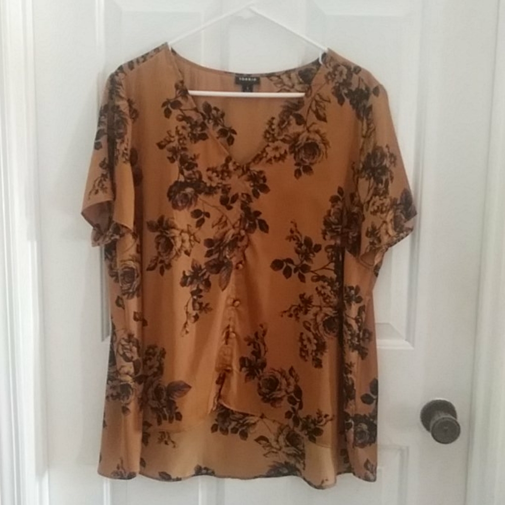 Torrid blouses.Size 1 .